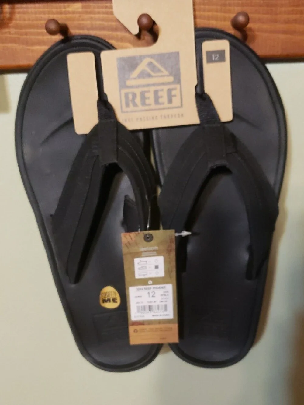 Reef Phoenix Men’s Black Flip-Flop Sandals - Cushioned Thong. NWT Sz 12